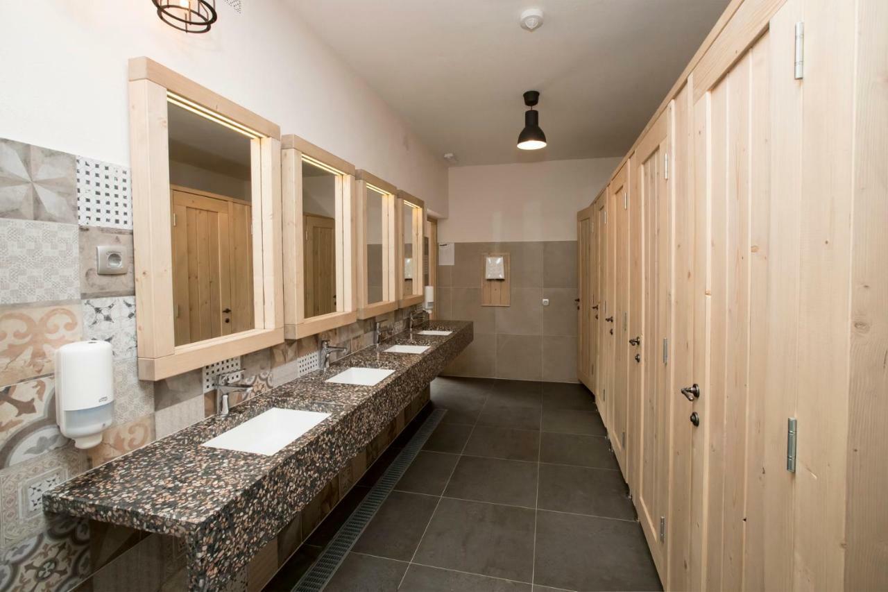 Camping Danica Cottage Stan بوينج المظهر الخارجي الصورة