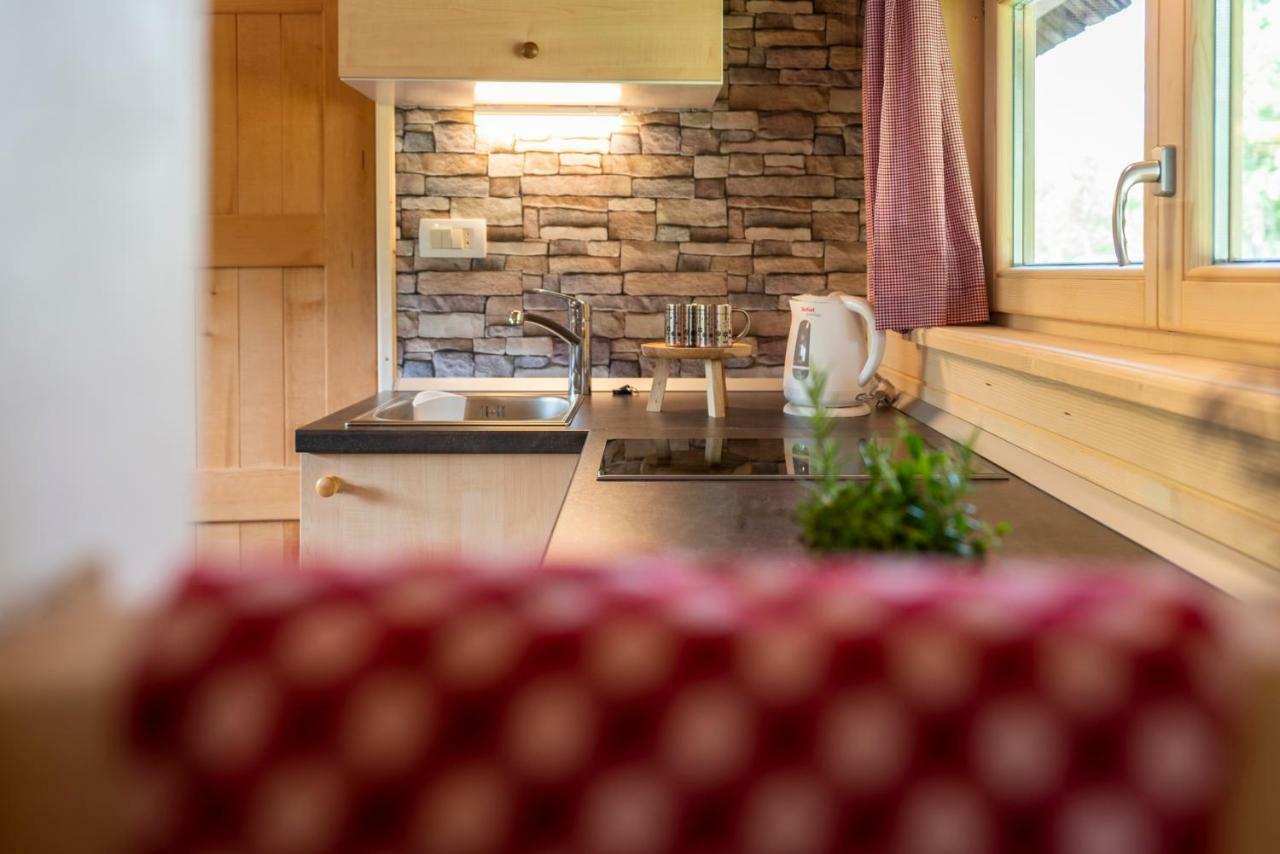 Camping Danica Cottage Stan بوينج المظهر الخارجي الصورة