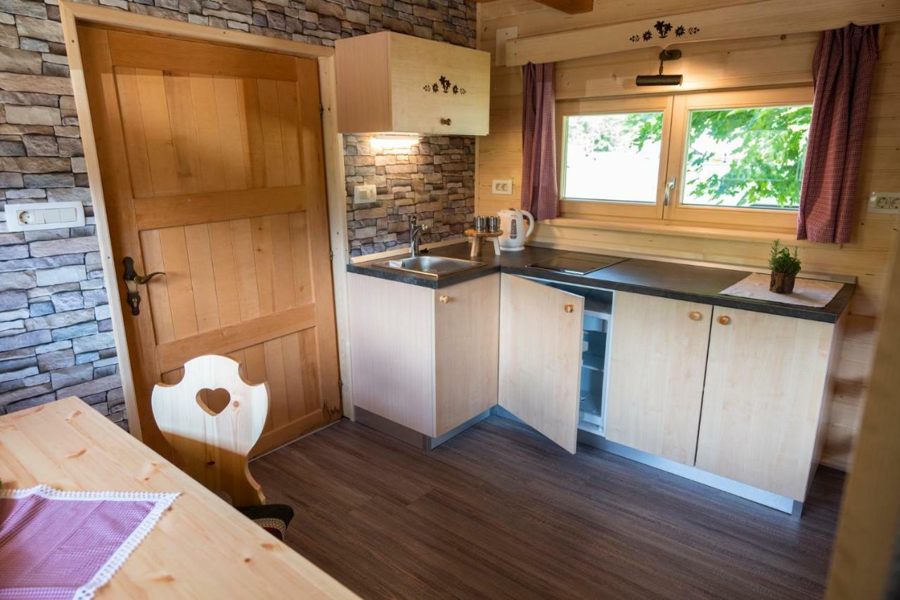 Camping Danica Cottage Stan بوينج المظهر الخارجي الصورة